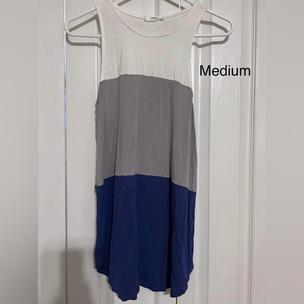 2 boutique sleeveless tops